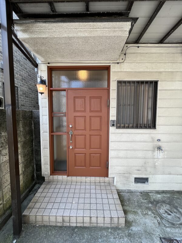 (玄関)