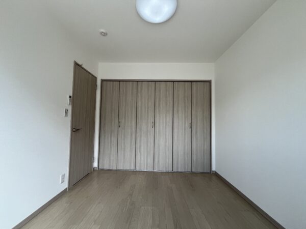 2F　(寝室)