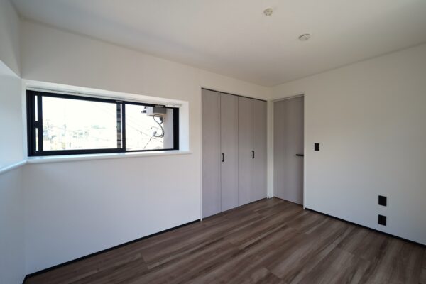 淡いカラーのドアや建具を取り入れた明るいお部屋。ナチュラルで爽やかな雰囲気が、日々の暮らしを彩ります。(内装) 淡いカラーのドアや建具を取り入れた明るいお部屋。ナチュラルで爽やかな雰囲気が、日々の暮らしを彩ります。(内装)